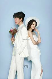 Berisi Fakestagram Sehun Jisoo Dengan Kearifan Lokal Fiksipenggemar Fiksi Penggemar Amreading Books Foto Perkawinan Foto Tunangan Fotografi Pengantin