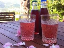 Gourmandises Avec Des Petales De Rose Sirop De Rose Confiture De Rose Petale De Rose