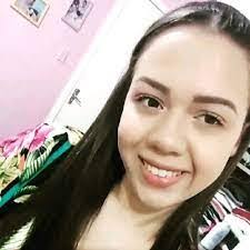 Amanda Arend's Instagram, Twitter & Facebook