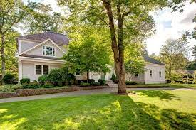 See prices at all 90 funeral homes and read 10 reviews. 6 Graystone Weston Ma Real Estate Listing Mls 72128352