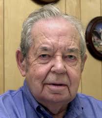 Foundation gives award to Asheboro sportscaster