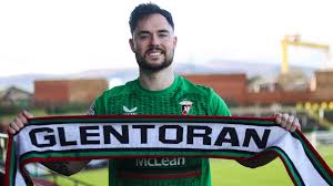 Irish Premiership: Striker Ferris moves to Glentoran from Loughgall