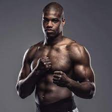 Dubois backing cusumano into the corner. Daniel Dubois