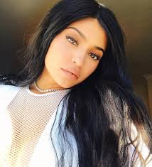 Women's health may earn commission from the links on this page, but we only feature products we believe in. Kylie Jenner S Plastic Surgeon Says She S The Reason Lip Injections Are So Popular Allure
