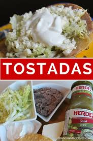 Gastronomía, recetas e ideas para cocinar. Tostadas Mexicanas Con Salsa Verde Vivir Latina Tostadas Mexicanas Comidas Faciles Y Economicas Comida Mexicana Facil