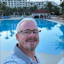 Another day, another blind lorry driver striking Stoneferry Bridge....9:20am