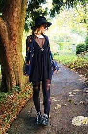 Primark Fedora Hat Ebay Round Sunglasses Thrift Store Sun And Moon Scalf Prettylittlethings Velvet Body Suit Prettyl Fashion Velvet Bodysuit Grunge Fashion