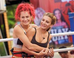 Known for her role as dana in the tv series pariu cu viata. What Raluka And Ana Baniciu Decided After Winning Antenna 1 S Asia Express They Are Totally Changed