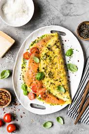 Kase Krauter Omelette Mit Rauch Lachs Kleines Kulinarium Rezept Clean Eating Rezepte Abendessen Clean Eating Ernahrung Sauber Essen Snacks