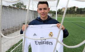 Game log, goals, assists, played minutes, completed passes and shots. Carlitos Cadiz En Play Off Y Fidalgo 1Âº Majadahonda Debut Real Madrid