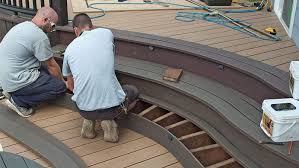 The curved staircase is usually the central feature of a house, hotel, shopping center or commercial building. How To Build Stairs For A Curved Deck Fine Homebuilding