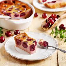 Clafoutis Cerise Et Yaourt Brebis Cerise Soignon Recette Recette Clafoutis Clafoutis Aux Cerises Recette