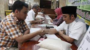 Berikut cara membayar zakat fitrah yang benar. Zakat Fitrah Dengan Uang Besaran Dan Cara Membayarnya
