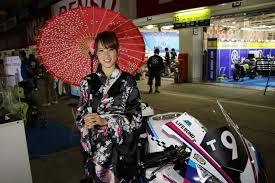 moto girl おしゃれまとめの人気アイデア pinterest hiro バイクレース レース キアヌリーブス