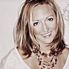 Sonja Landis's Instagram, Twitter & Facebook