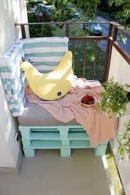 Mini Balkon Sitz Paletten Blau Weiche Polsterauflagen Bank Balkon Deavita Dekoration Mini Balkon Sitz Paletten Balkon Sofa Sofa Aus Paletten Balkon Bank