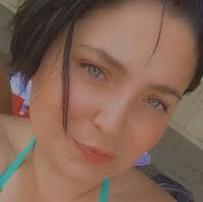 Alex Botsford's Instagram, Twitter & Facebook