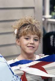 pin by jaycee nelson on jodie sweetin full house stephanie tanner full house cast