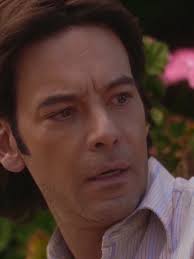 #DaríoGómez 🎤💥y Olga Lucía empiezan a ver la luz tras días muy  extenuantes vendiendo discos, pero a la vez aumenta el comportamiento  extraño del Culebrero.