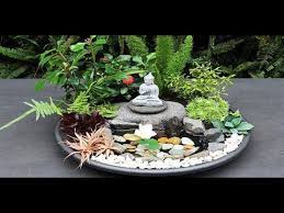 Mini Jardin Zen Youtube Miniature Zen Garden Zen Garden Diy Indoor Zen Garden