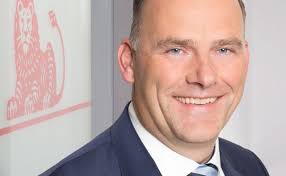 Legen sie geld auf einem sparkonto an, überlassen sie der bank ihr kapital für eine bestimmte zeit. Wir Vereinbaren Herausforderungen