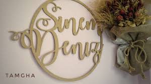 Bebek odamız için kendi el emeğimiz bir makrome gökkuşağı duvar süsü yaptık. 2 Isimli Dekoratif Yazili Kapi Duvar Susu Dekorbizden