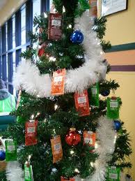 Interesting Idea For A Taco Bell Tree Christmas Lights Christmas Tree Design Mexico Christmas