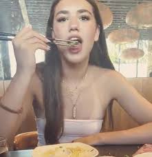 Adriana Lima's Daughters: Valentina and Luna Edit