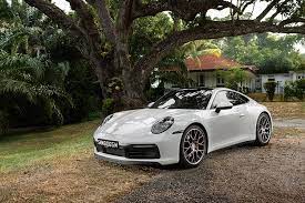 Porsche 911 viii (992) carrera 4s. Porsche 911 Carrera 4s Review Changes Help It Stay True Torque
