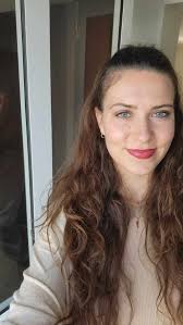 Hi all! I just wanted to introduce myself and share a photo that was taken.  I am a professional Speaker who lives to inspire others and talk about the  heavy topics that