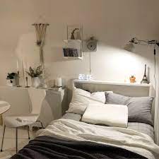 Pin By Adri Malan On Home Minimalist Room Cozy Room Bedroom Design