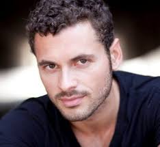 Adan Canto: film, foto