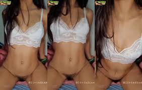 Livia Dias mostrando sua bucetinha peluda