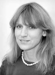 Top council officer dumps