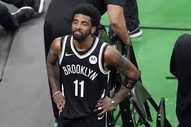 Watch brooklyn nets free online in hd. Nba Playoffs 2021 Kyle Irving Von Den Brooklyn Nets Mit Wasserflasche Beworfen