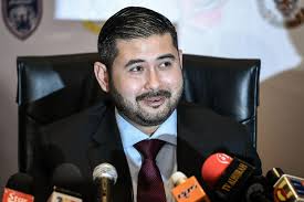 Sözleşmeye göre, menteri besar, kedah eyaleti eyalet anayasasına göre, kedah sultanı ilk olarak menteri besar'ı yürütme konseyine başkanlık etmek üzere atayacaktır ve bu menteri besar'ın, kendi kararına göre. Don T Politicise Football Johor Prince Warns Kedah Umno Se Asia News Top Stories The Straits Times