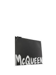 Alexander Mcqueen Graffiti Logo Print Clutch Clutches 5604721nt5b1070
