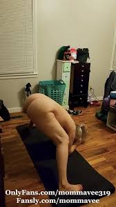Hot Mature Does Morning Naked Yoga! ft. Momma Vee by Vee Studios: Saggy  Tits, BBW, American, Solo, MILF Porn | Faphouse
