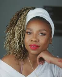 💋”I don't wear red lipstick. Ever.”