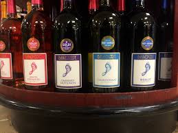 Barefoot sweet bubbly wines include: What Your Barefoot Wine Choice Says About You