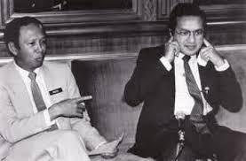 Tun dato' musa bin hitam (born 18 april 1934) is a malaysian politician who was deputy prime minister of malaysia from 1981 to 1986, serving under tan sri shahrizat binti abdul jalil (born 15 august 1953) is a malaysian politician who served in the cabinet of malaysia as minister of women, family. 15 August 2016 Seademon Says
