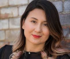 Hannah Wald's Instagram, Twitter & Facebook