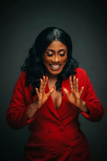 Sarahetokhana Thanks Fans for Support on Upcoming Drop "T-2-T" | TikTok
