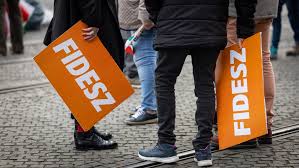 Index - Belföld - Csúcson a Fidesz a közvélemény-kutatók szerint