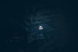 Koleksi wallpaper terbaik di bulan november ini. Laptop Hp Hitam Dan Abu Abu Gabriel Santiago Bulan Malam Awan Wallpaper Hd Wallpaperbetter