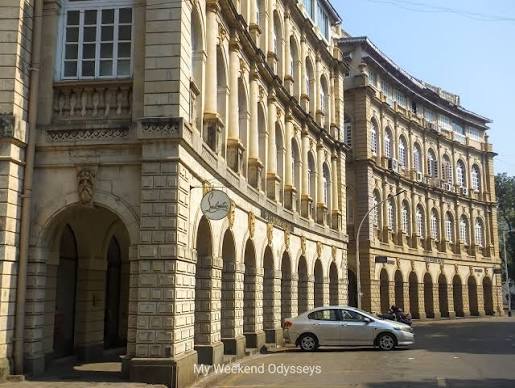 Exploring the original Bombay Green - Horniman circle precinct of Mumbai