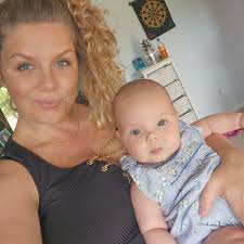 How to decorate a Stanley cup?