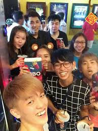 李豪豪is with 陈筱杰and 9 others.