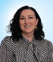 Kelly Tenorio's Instagram, Twitter & Facebook