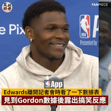 籃球地帶| 【Jordan Poole發球時直接球把球送給對手，隊友看傻眼氣得直跺腳】 Jordan  Poole在2022年10月與勇士簽下一份4年1.28億的合約，在今季這份大額合約正式執行前，勇士就將Poole（加上其他資產）送往巫師換來Chris  Paul。...